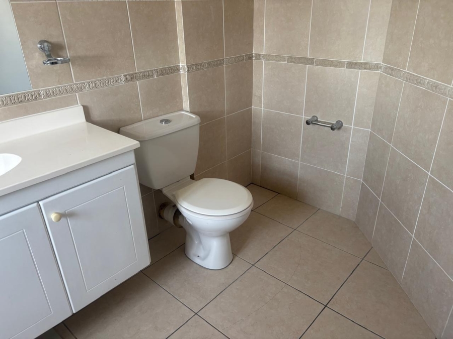 To Let 3 Bedroom Property for Rent in West Beach Western Cape